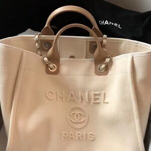 Chanel Deauville Medium Tote